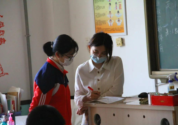 7 分 钟 揭 秘 ＂ 微 乐 家 乡 棋 牌 辅 助 器 是 真 的 吗 ＂ ! 专 业 师 傅 带 你 一 起 了 解