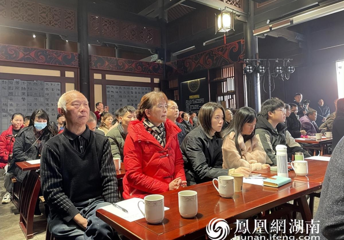 【 盘 点 十 款 】 “ 博 雅 大 连 棋 牌 怎 么 开 挂 ” 2 0 2 5 开 挂 教 程 步 骤